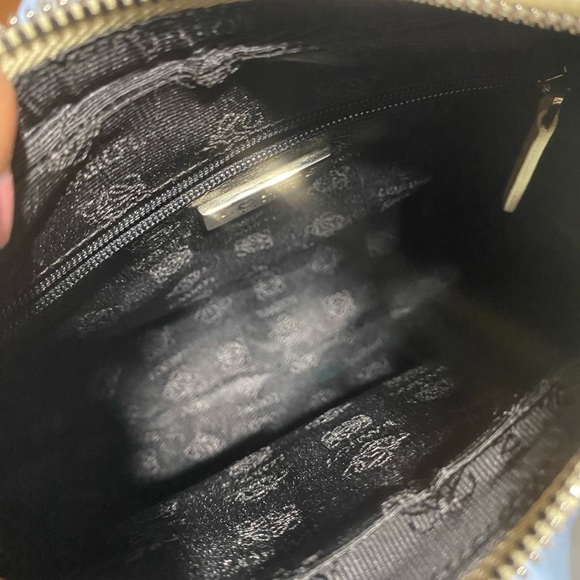 Loewe half moon bag - Sold out  ❤️onmyfbpage❌ - Picture 4 of 17